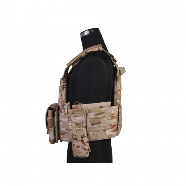 Тактический жилет с 3-мя подсумками EmersonGear LBT6094A style Plate Carrier w 3 pouches (Multicam Arid) Тактический жилет с 3-мя подсумками EmersonGear LBT6094A style Plate Carrier w 3 pouches (Multicam Arid)